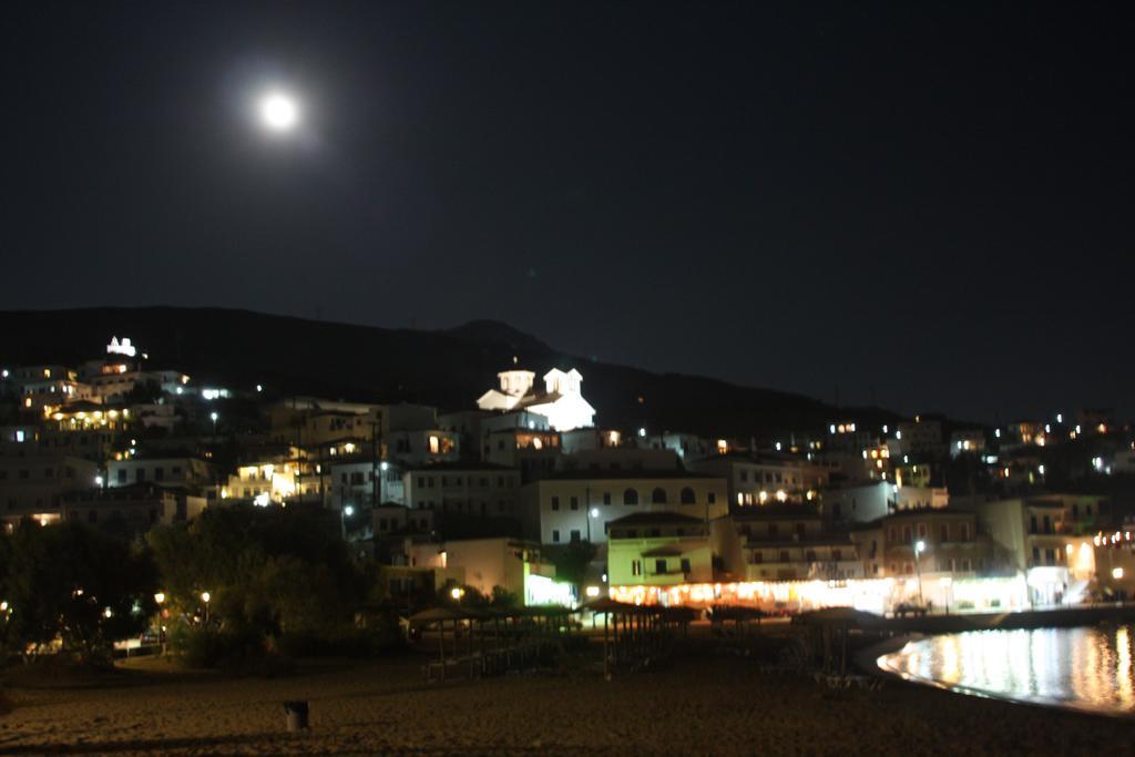 Bella Vista Aparthotel Batsi Exterior photo