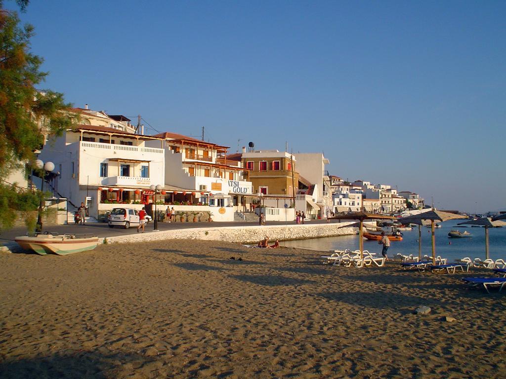 Bella Vista Aparthotel Batsi Exterior photo