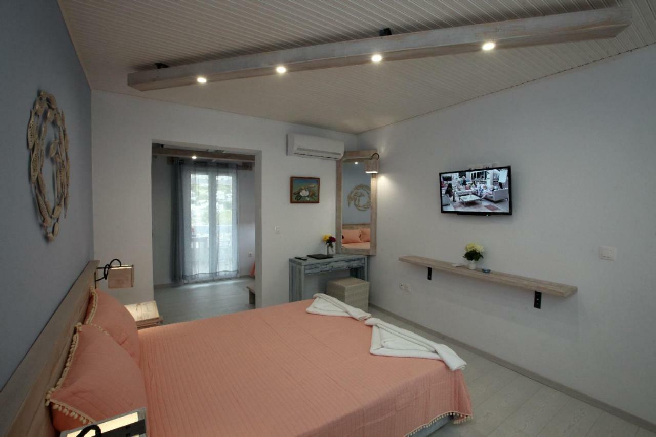 Bella Vista Aparthotel Batsi Exterior photo